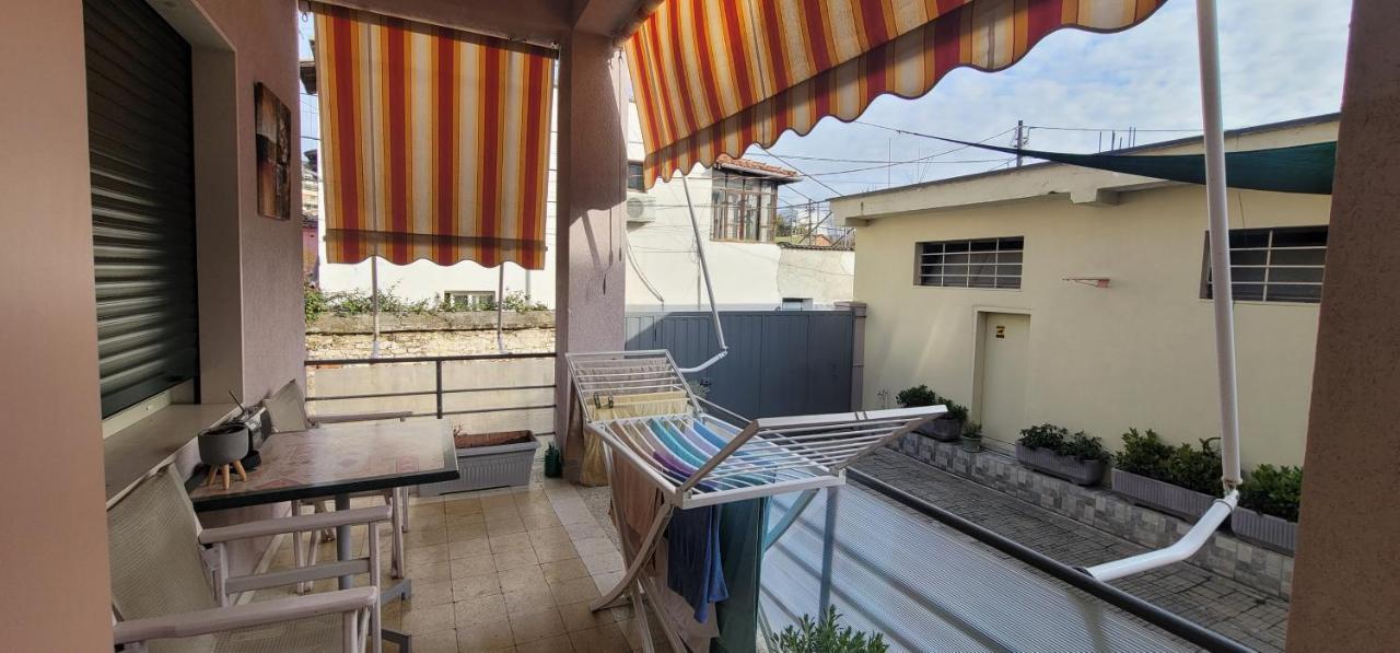 Bellesuite Tiranë Luaran gambar